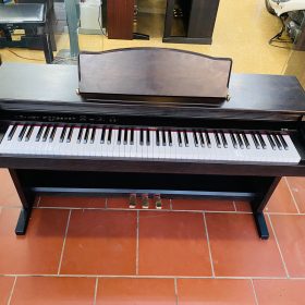 Roland HP2800 3