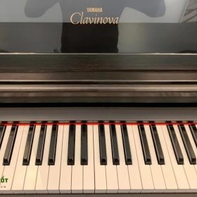 Yamaha CLP 123 5