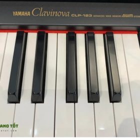 Yamaha CLP 123 7