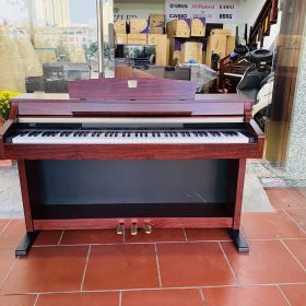 Yamaha CLP 340M 4