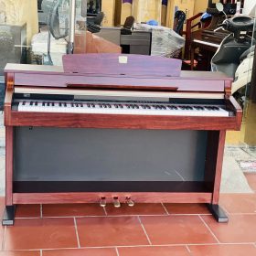 Yamaha CLP 340M 9