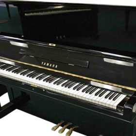Yamaha U3E 1