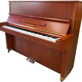 Đàn piano cơ Yamaha W104 chất lượng, giá ưu đãi