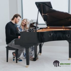 Khóa Học Đàn Piano Cho Người Lớn