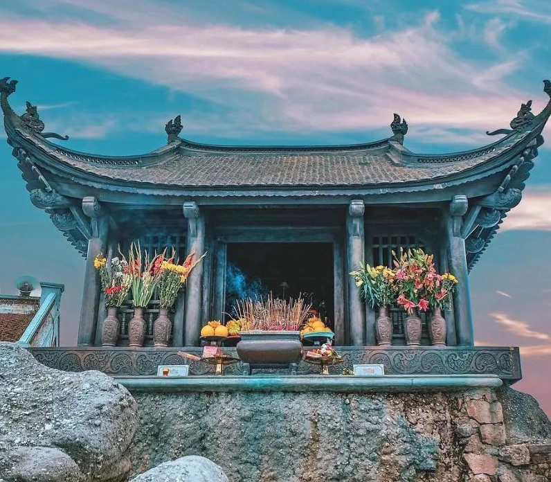 Chùa Đồng linh thiêng trên đỉnh núi Yên Tử, biểu tượng tâm linh của Việt Nam
